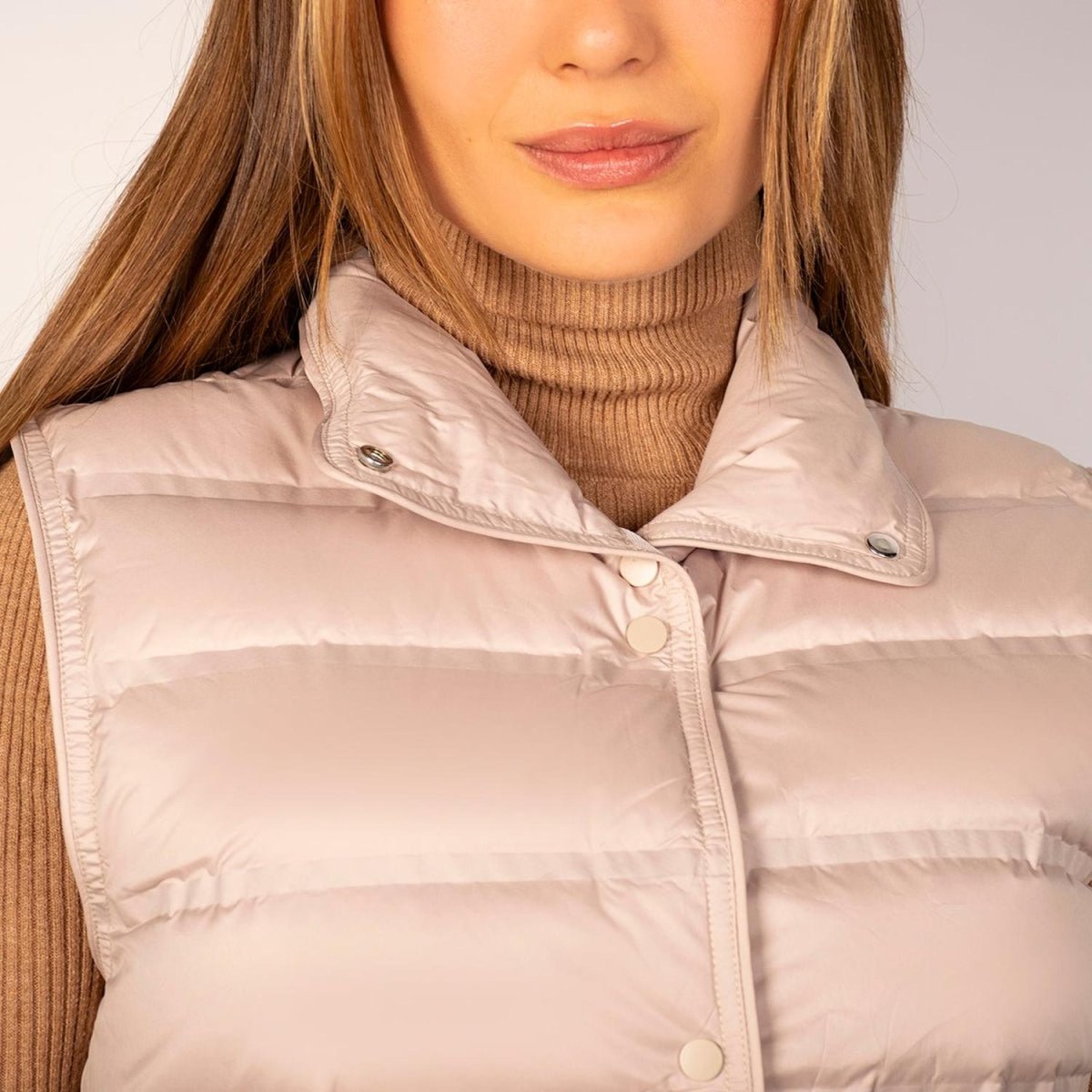 Chaleco Para Mujer Capitonado De Pluma Y Cuello Alto - Greenlander