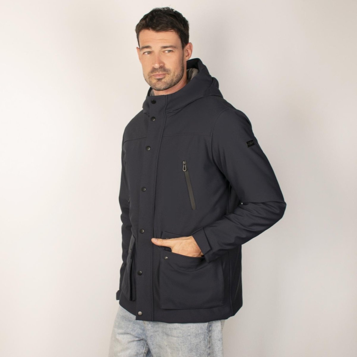 Chamarra con Capucha para hombre con bolsa interna Greenlander - Greenlander