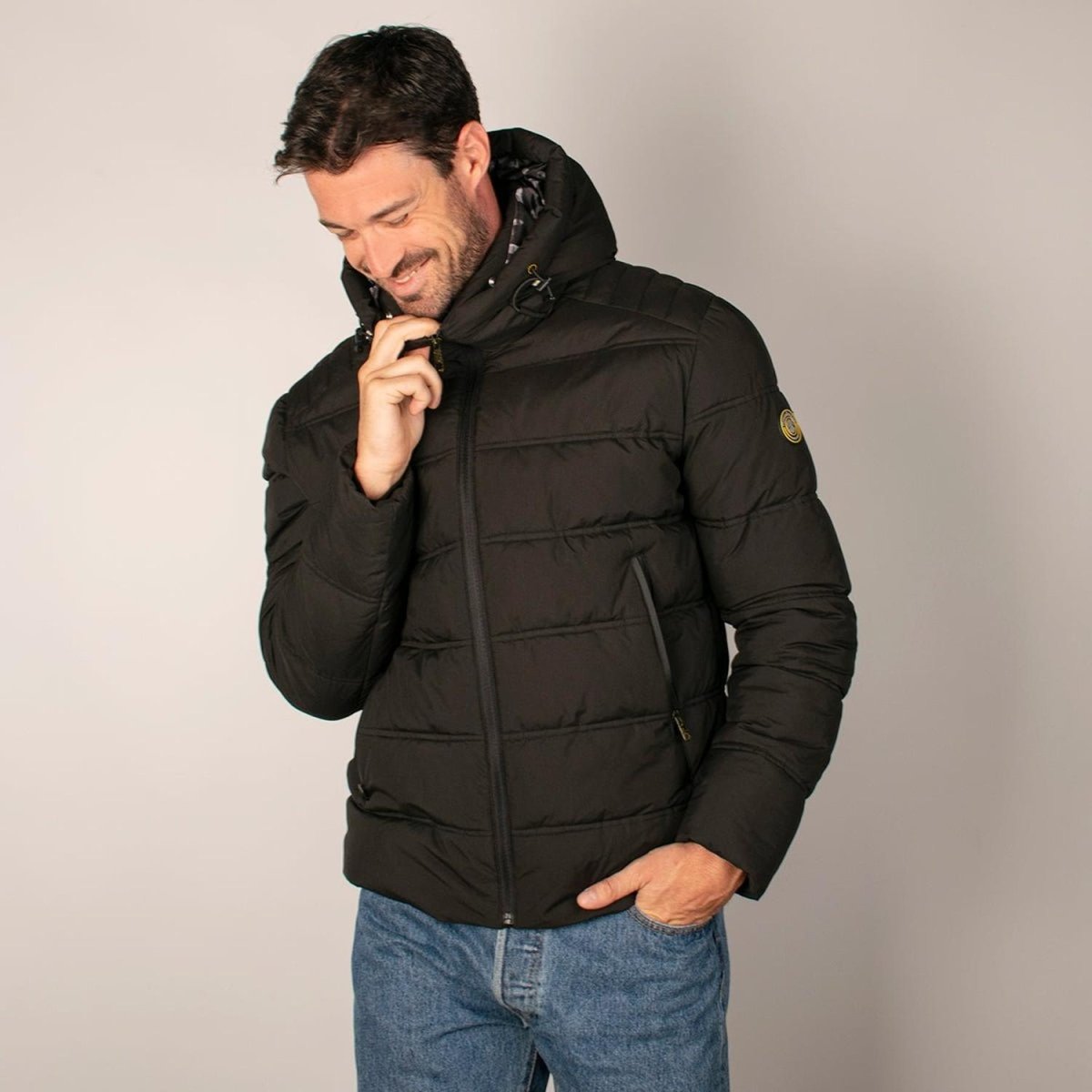 Chamarra Para Hombre Capitonada Con Gorro Greenlander - Greenlander