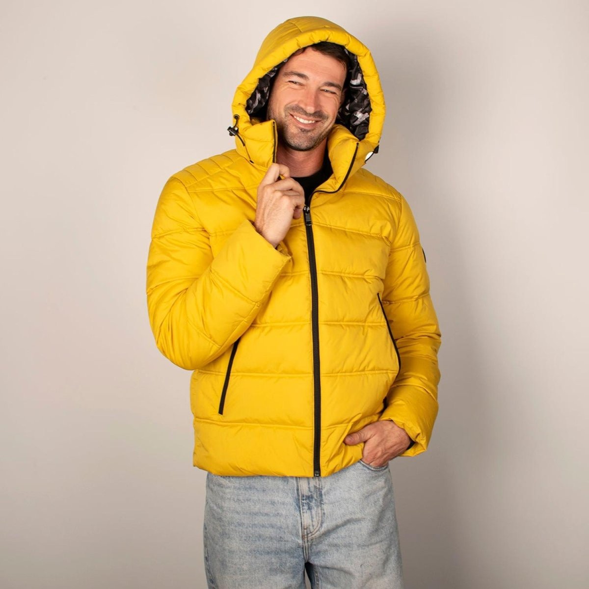 Chamarra Para Hombre Capitonada Con Gorro Greenlander - Greenlander