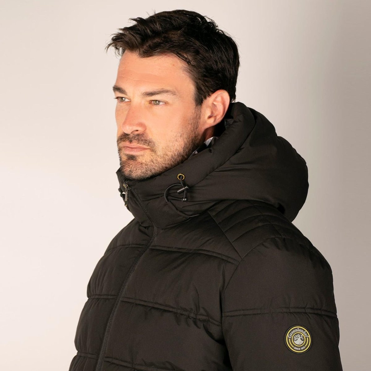 Chamarra Para Hombre Capitonada Con Gorro Greenlander - Greenlander