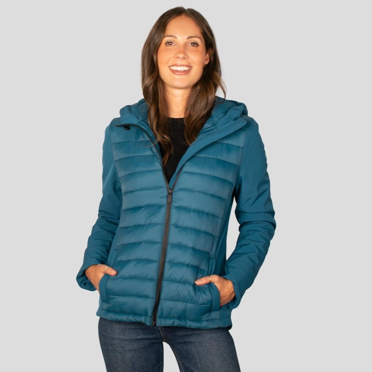 Chamarra Para Mujer Capitonada Con Gorra - Greenlander