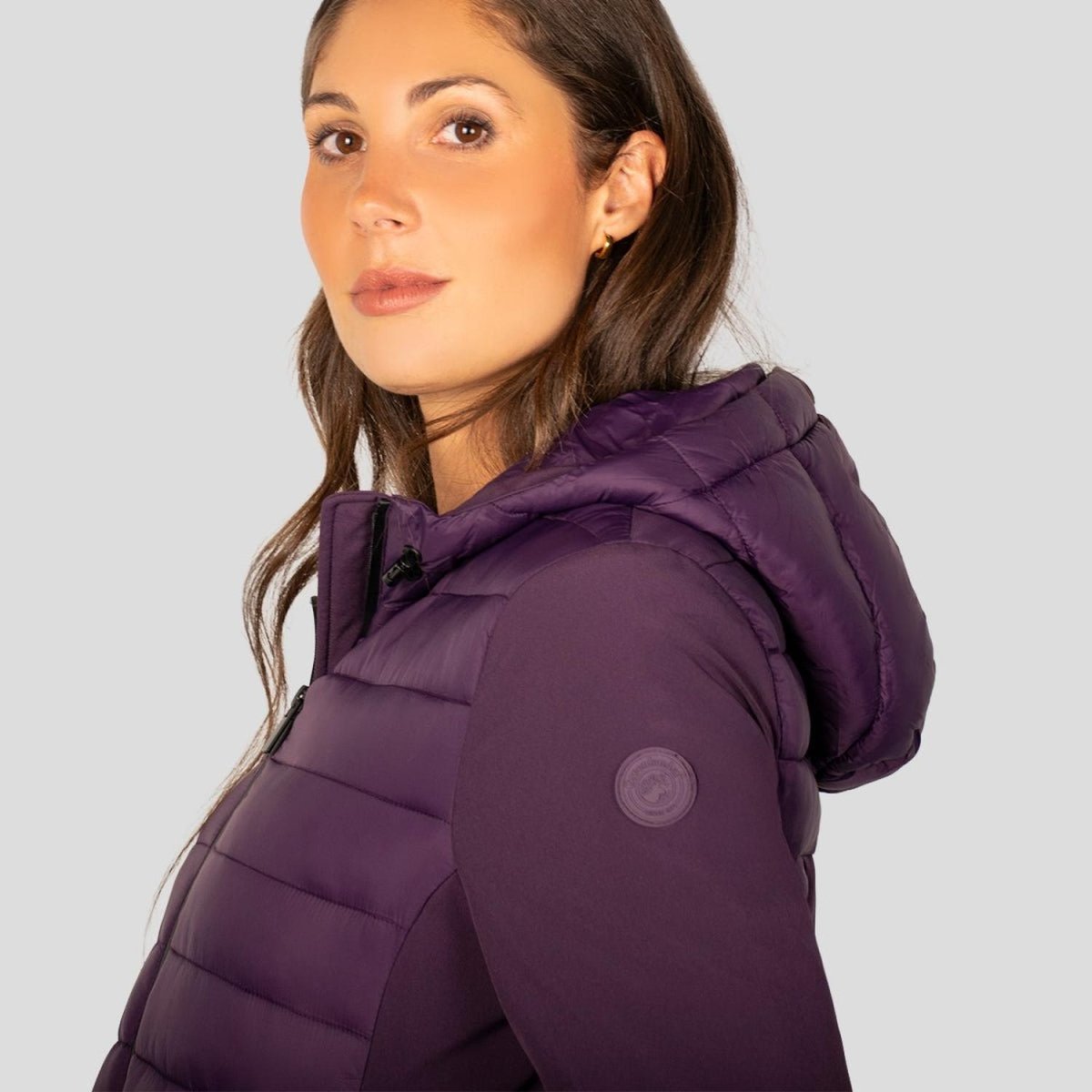 Chamarra Para Mujer Capitonada Con Gorra - Greenlander