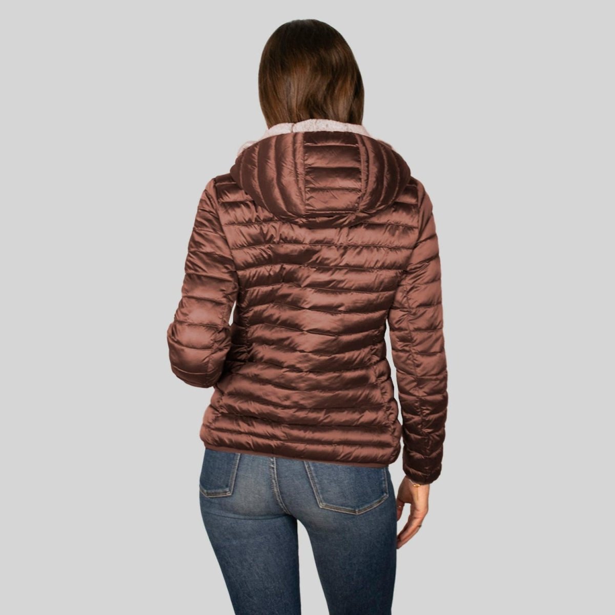 Chamarra Para Mujer Capitonada Con Gorro - Greenlander