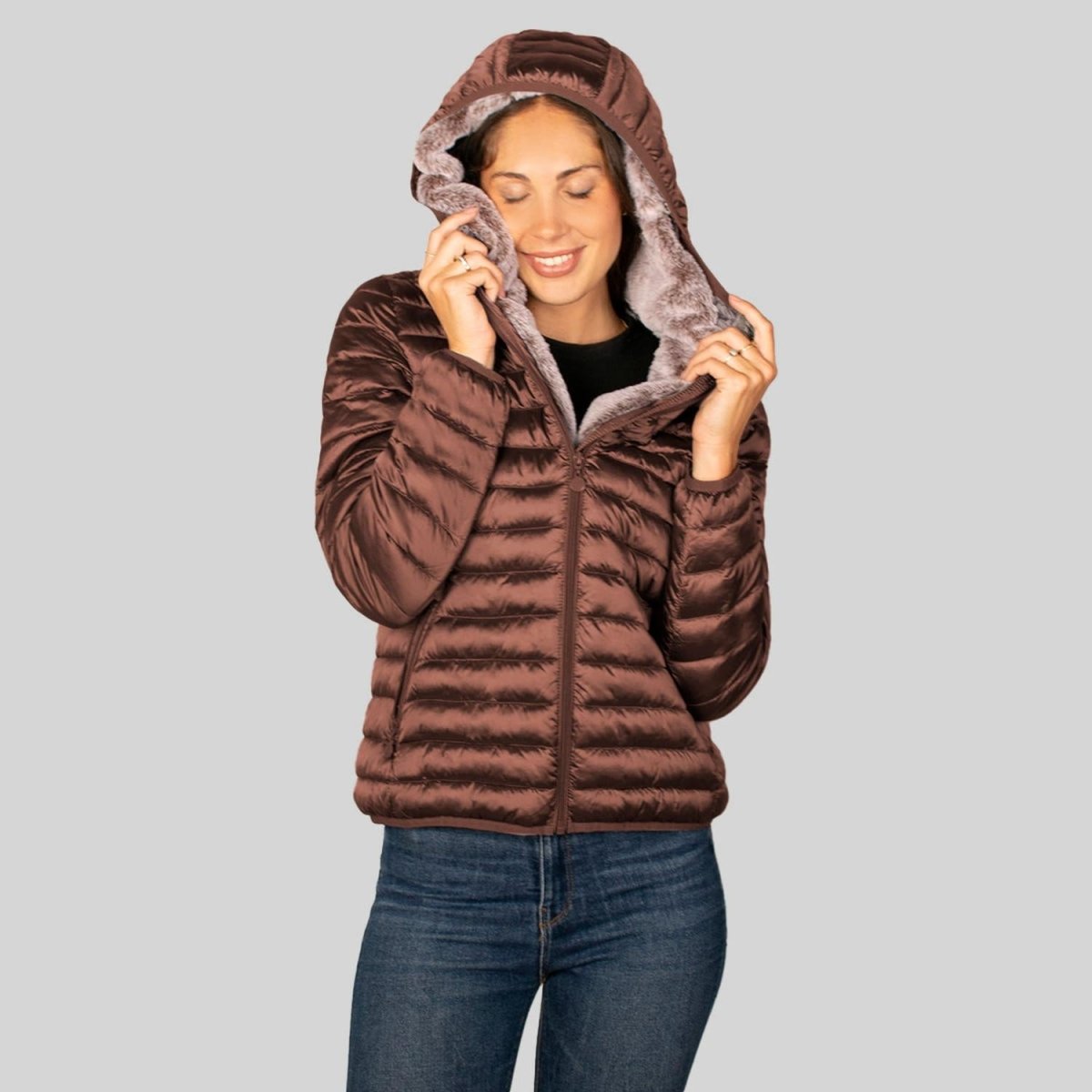 Chamarra Para Mujer Capitonada Con Gorro - Greenlander