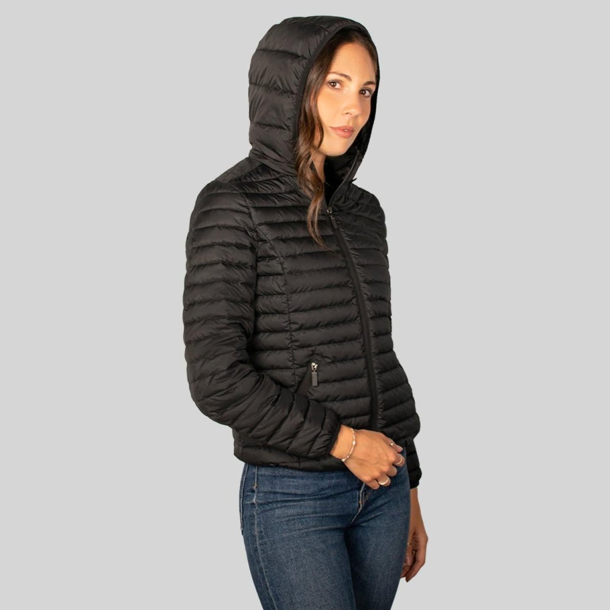 Chamarra Para Mujer Capitonada Con Gorro - Greenlander