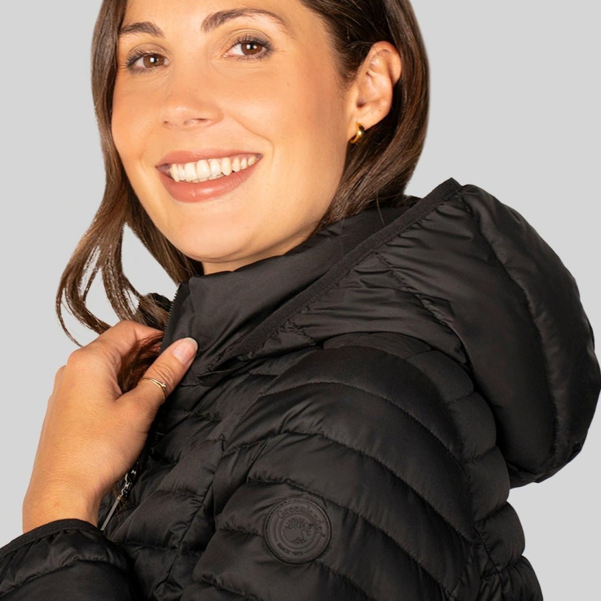 Chamarra Para Mujer Capitonada Con Gorro - Greenlander