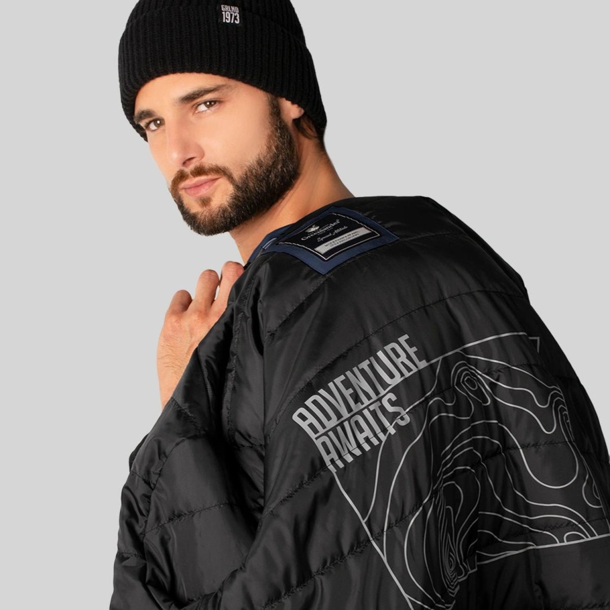 Chamarra Rompevientos Hombre Con Gorro Oculto Greenlander - Greenlander