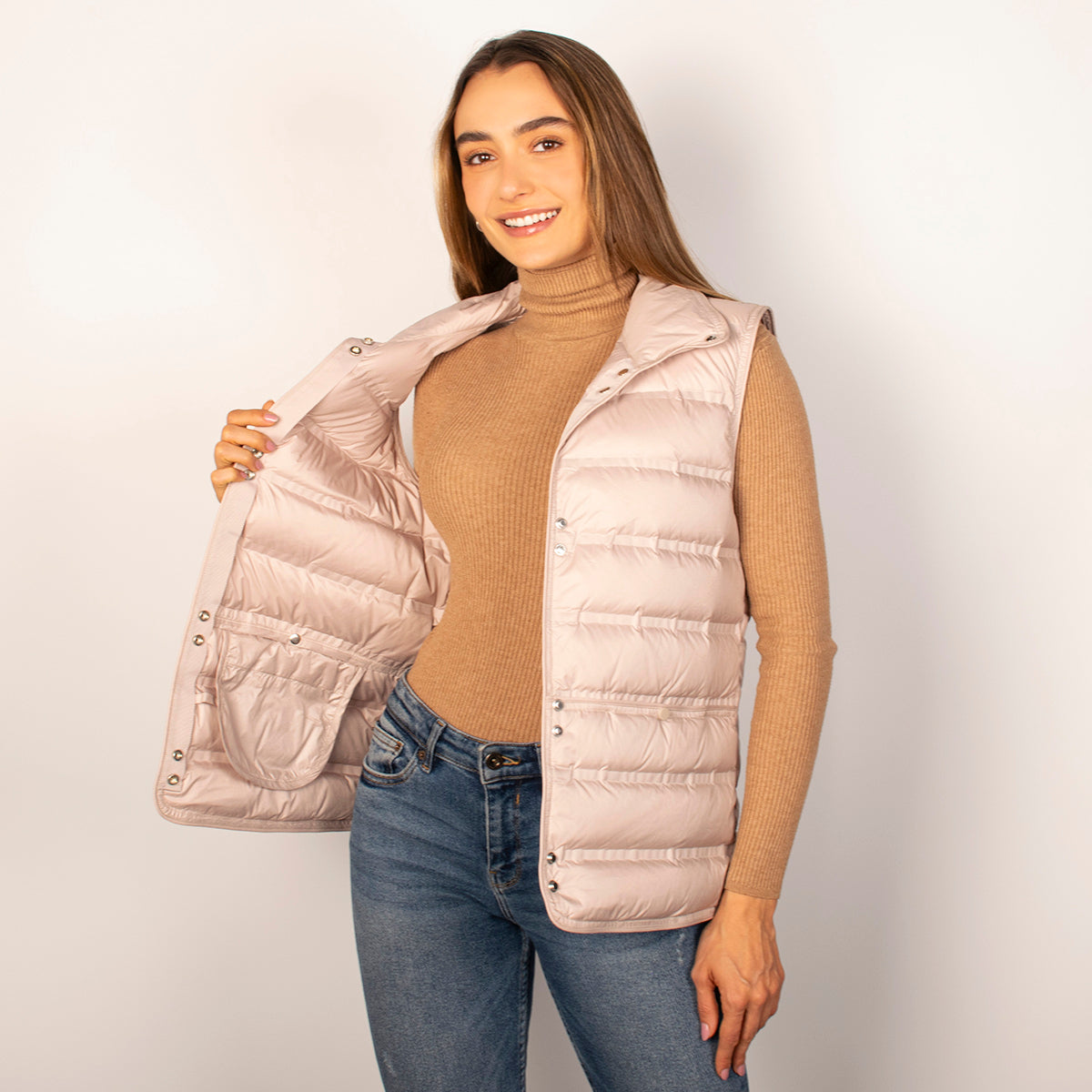 Chaleco Para Mujer Capitonado De Pluma Y Cuello Alto