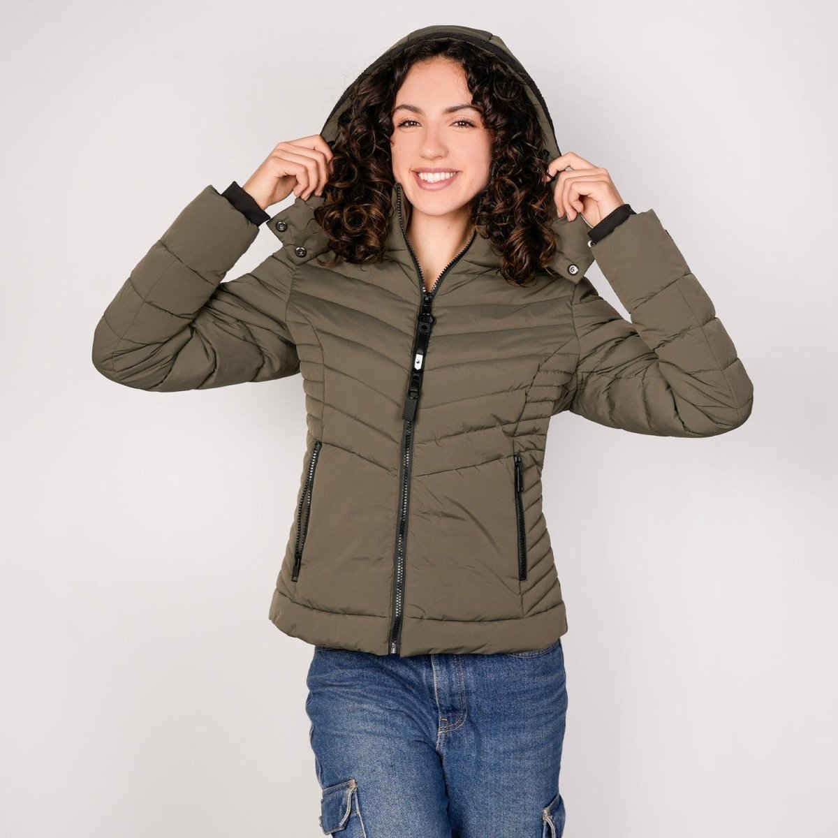 Chamarra capitonada para mujer con capucha desmontable Greenlander - Greenlander