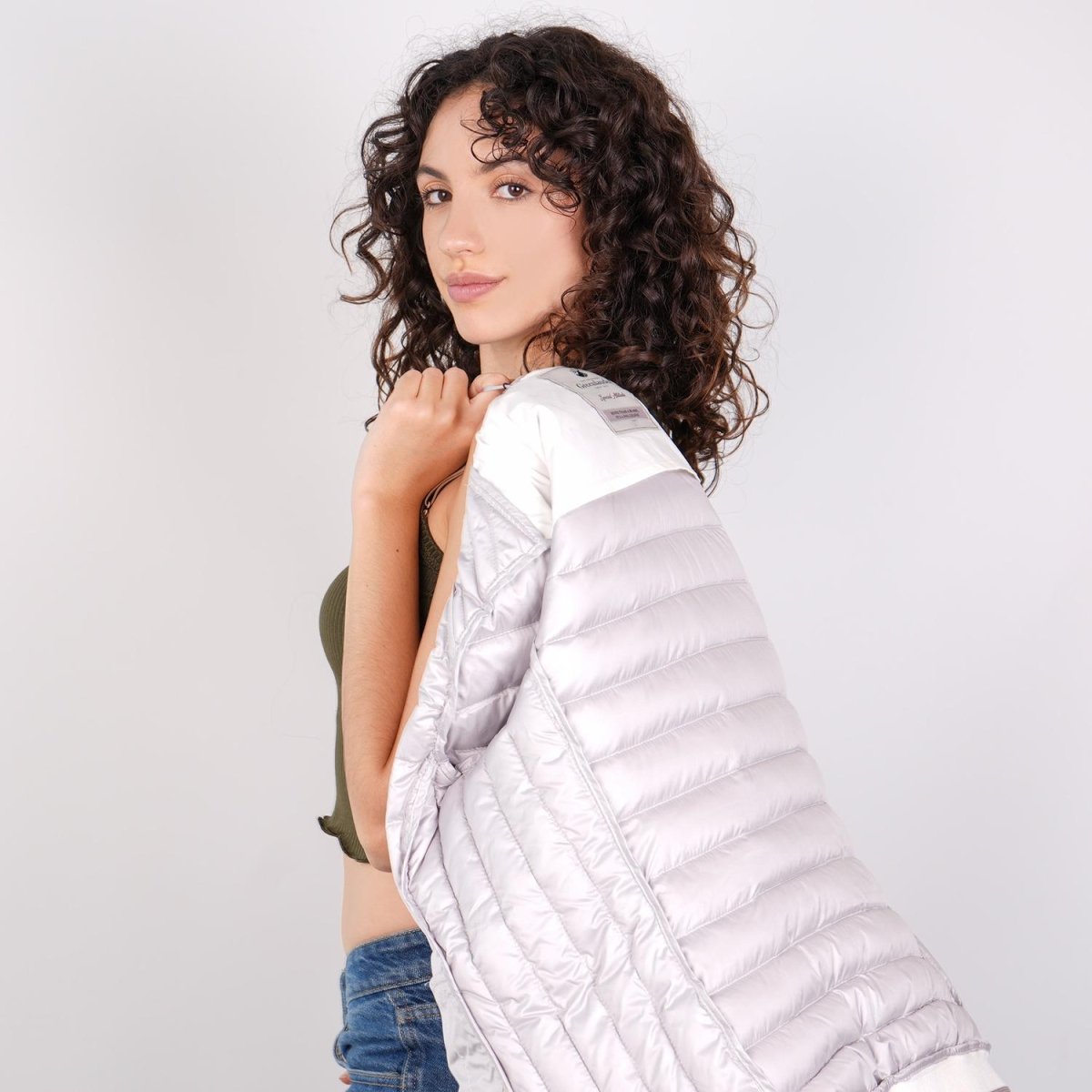 Chamarra capitonada para mujer con cuello alto y bolsillos Greenlander - Greenlander