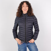 Chamarra capitonada para mujer con cuello alto y bolsillos Greenlander - Greenlander