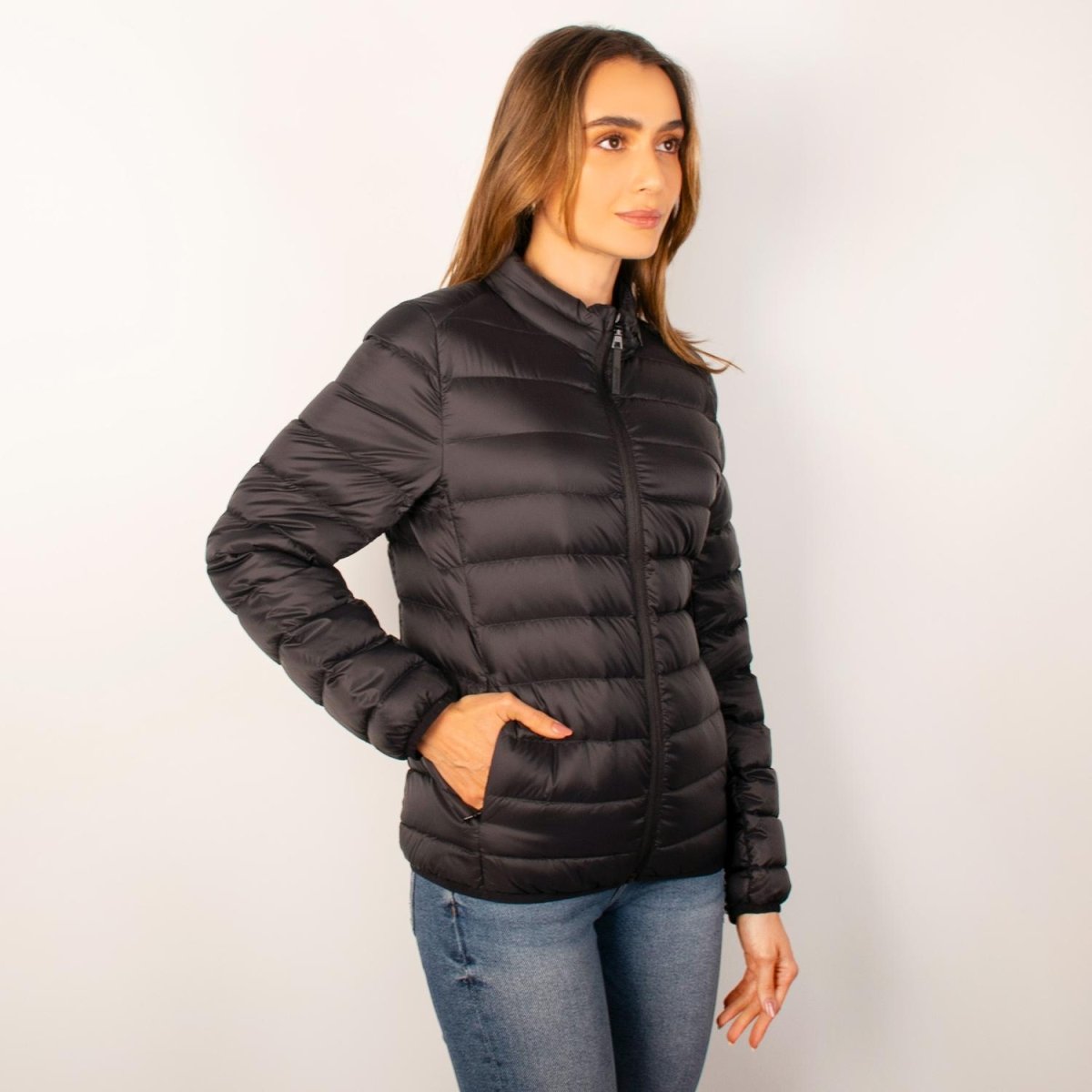 Chamarra capitonada para mujer, empacable con gorro oculto Greenlander - Greenlander