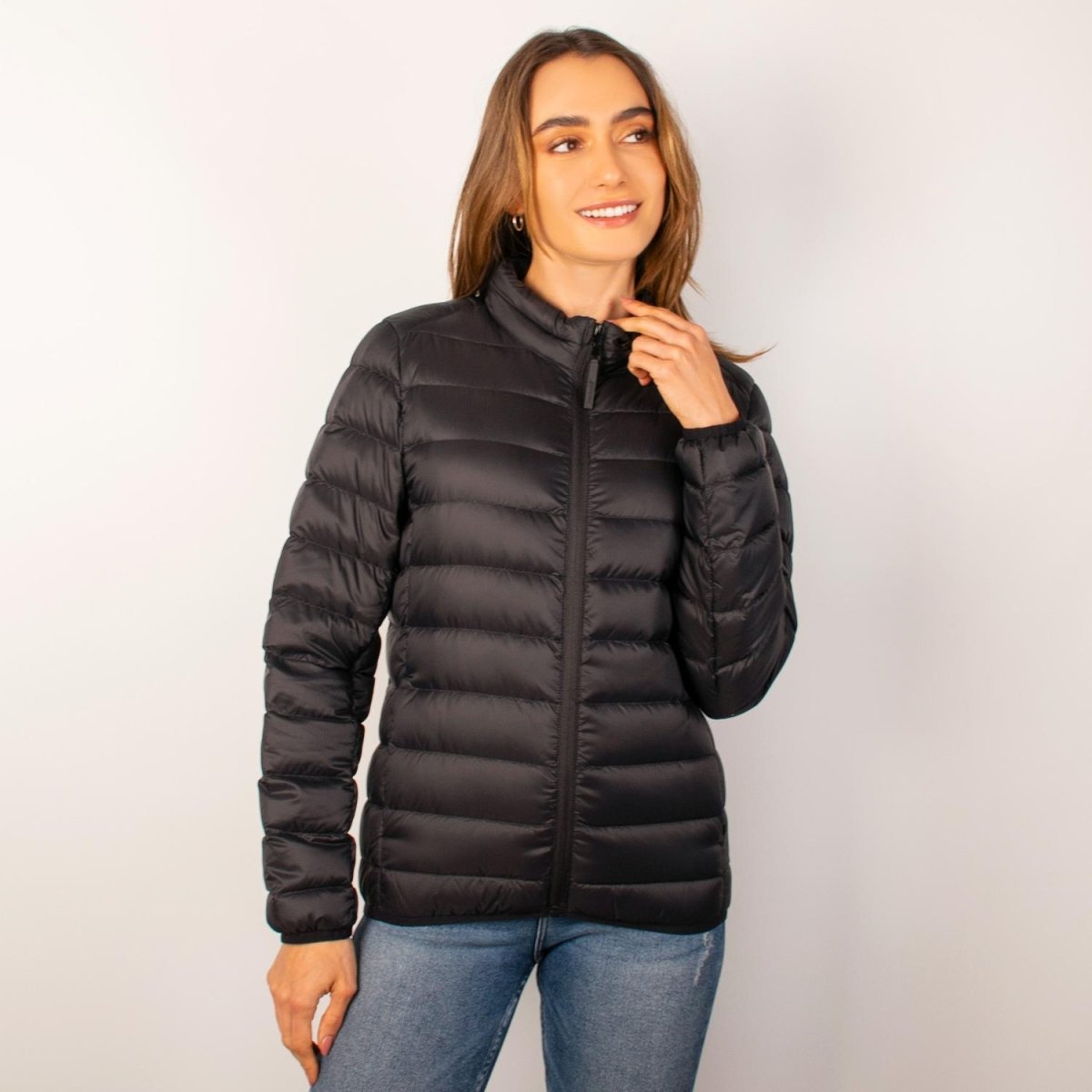 Chamarra capitonada para mujer, empacable con gorro oculto Greenlander - Greenlander