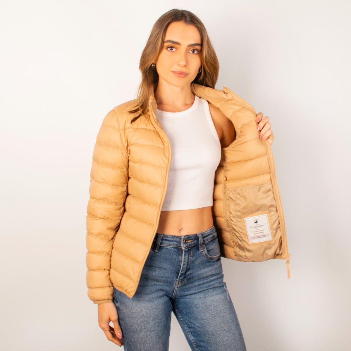 Chamarra capitonada para mujer, empacable con gorro oculto Greenlander - Greenlander