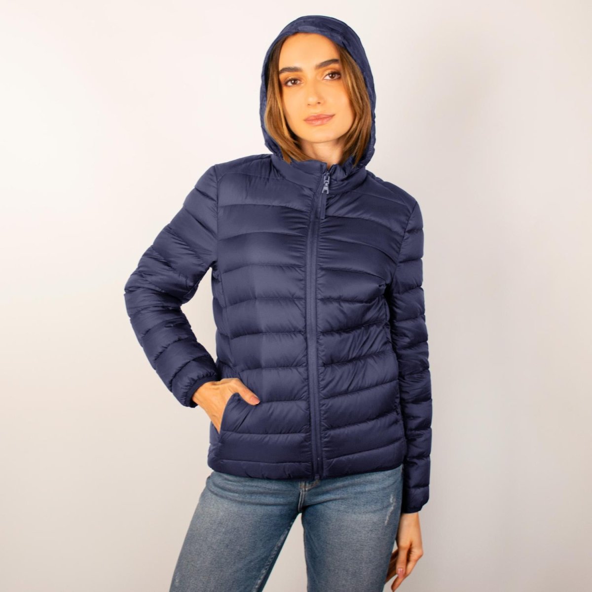 Chamarra capitonada para mujer, empacable con gorro oculto Greenlander - Greenlander