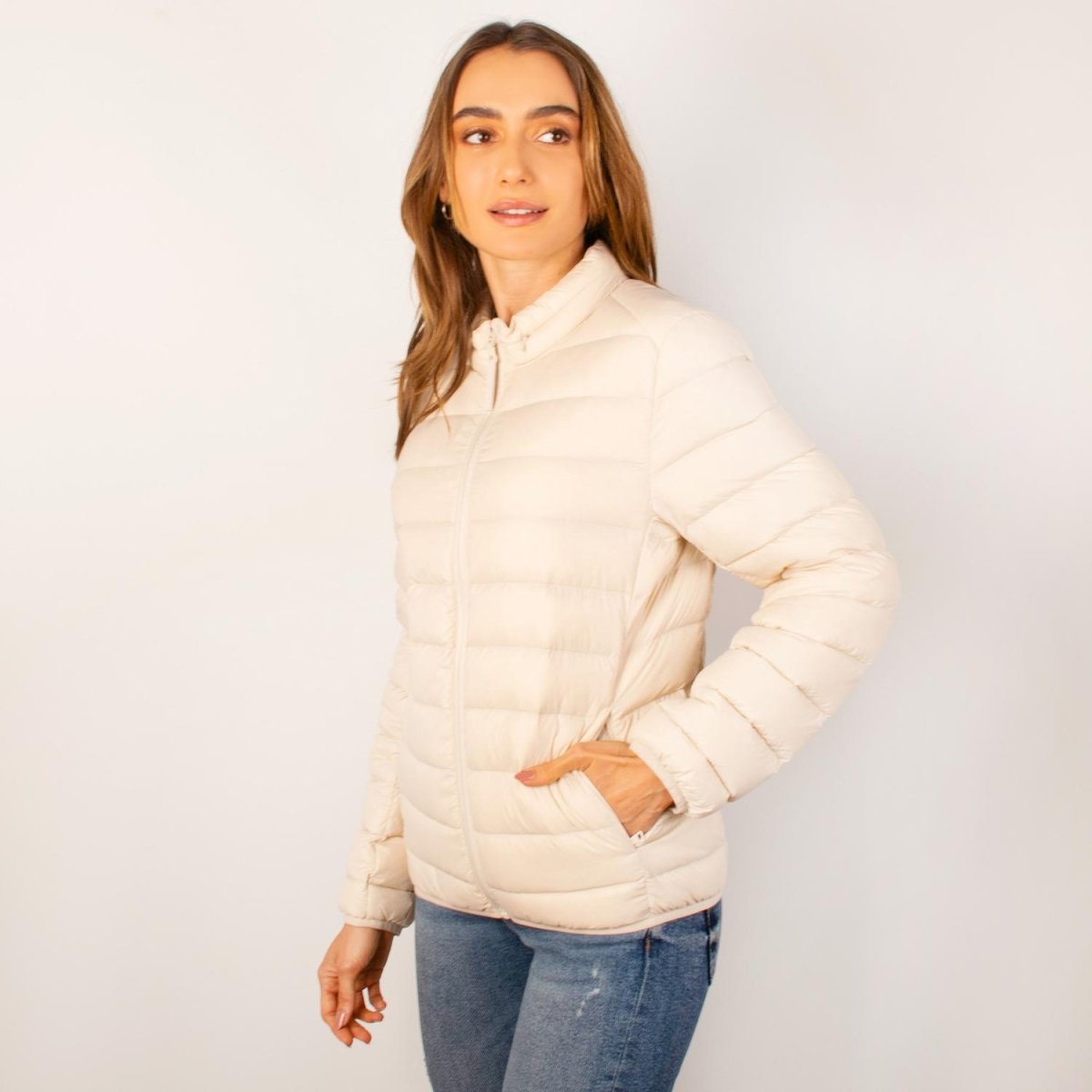 Chamarra capitonada para mujer, empacable con gorro oculto Greenlander - Greenlander