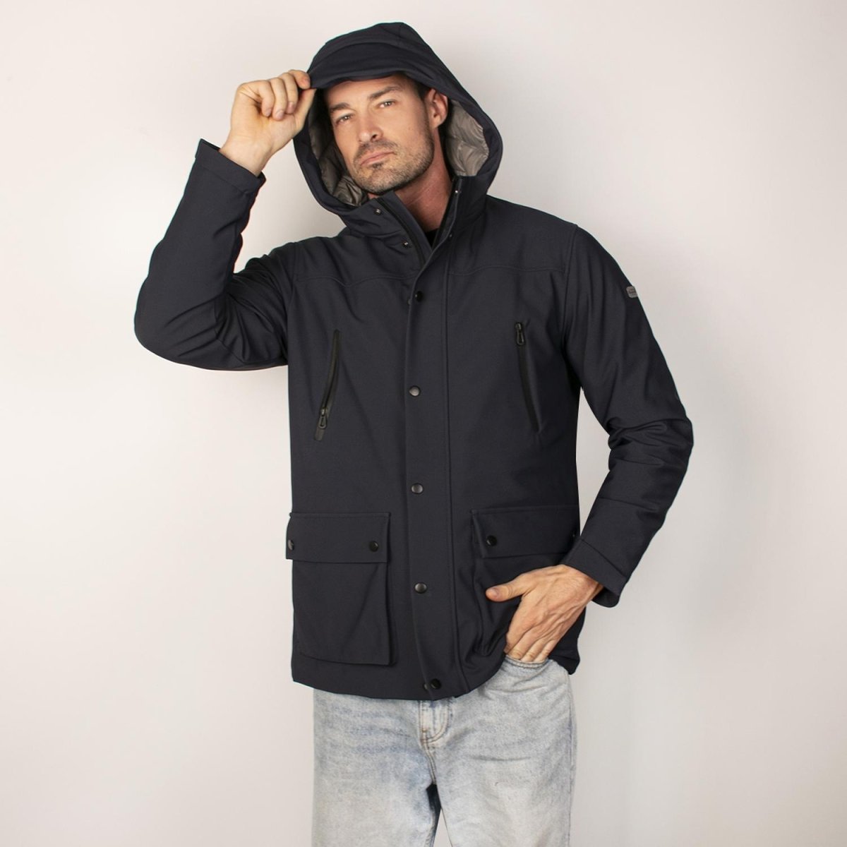 Chamarra con Capucha para hombre con bolsa interna Greenlander - Greenlander