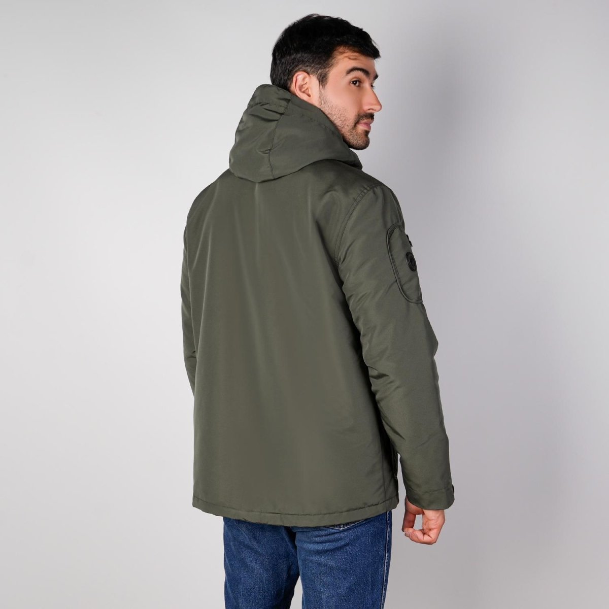 Chamarra de poliéster para hombre con capucha y múltiples bolsillos Greenlander - Greenlander