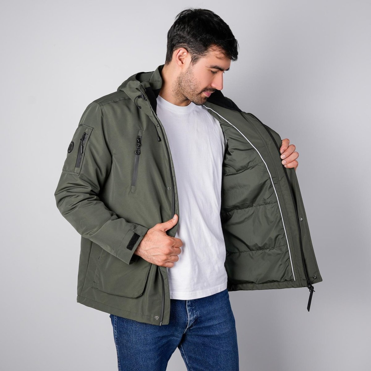 Chamarra de poliéster para hombre con capucha y múltiples bolsillos Greenlander - Greenlander