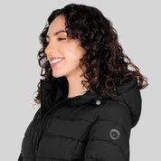 Chamarra larga capitonada para mujer con bolsillos al costadoGreenlander - Greenlander