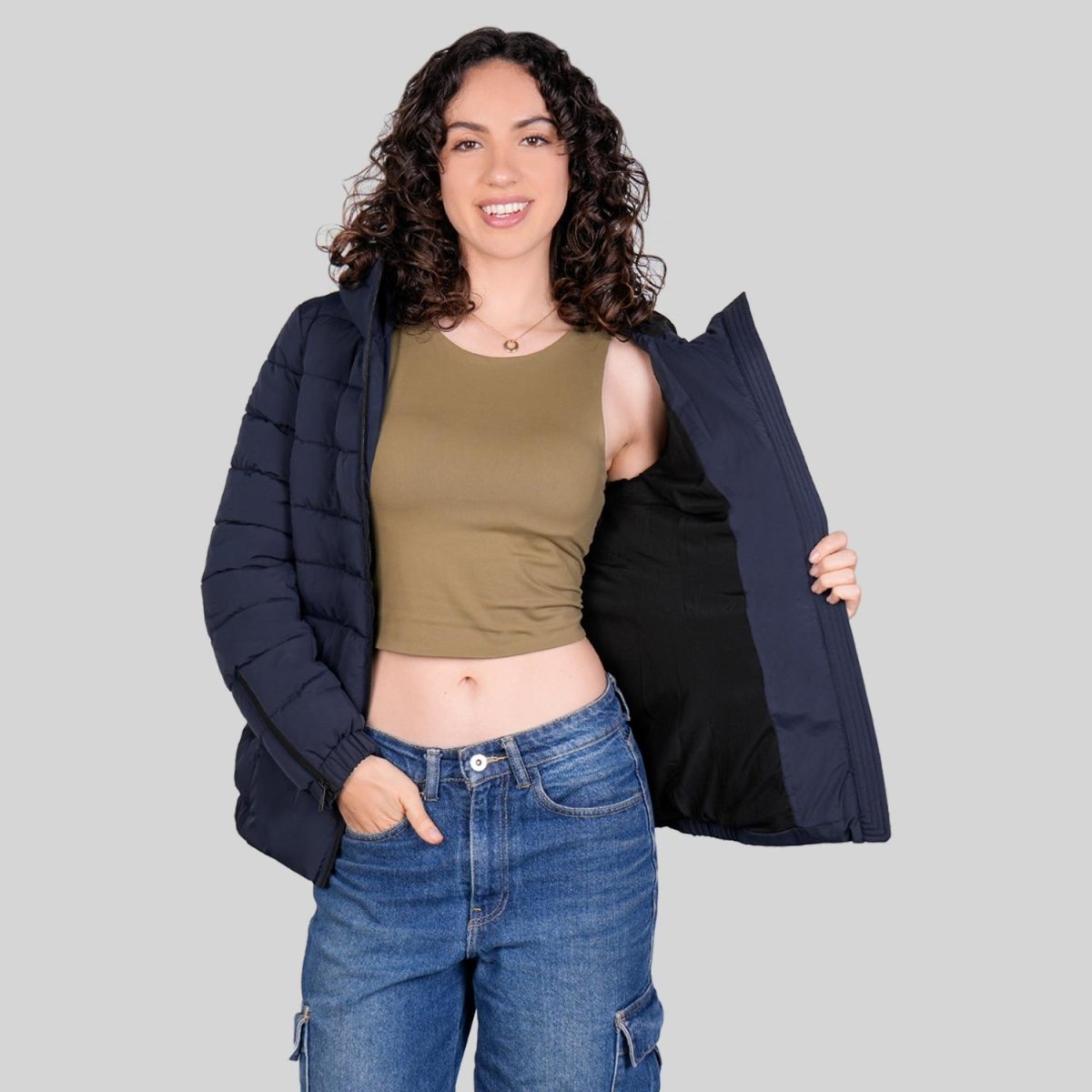 Chamarra larga capitonada para mujer con bolsillos al costadoGreenlander - Greenlander