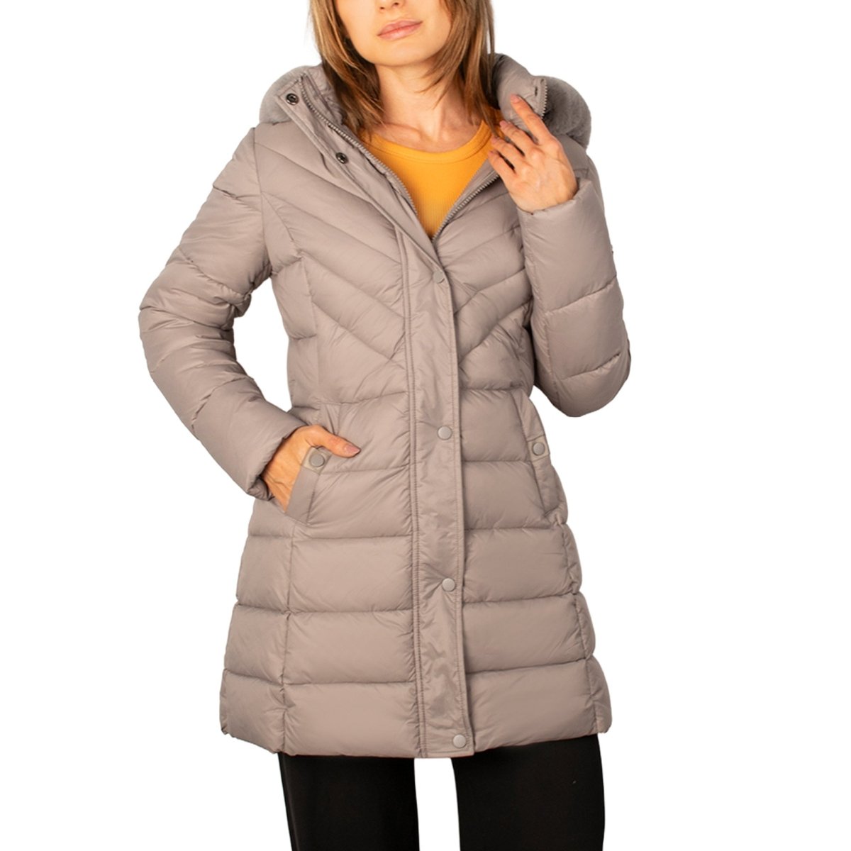 Chamarra larga capitonada para mujer con bolsos al costado Greenlander - Greenlander