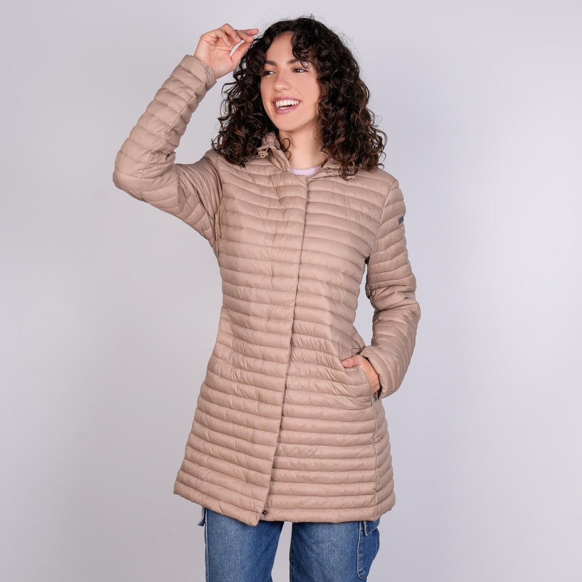Chamarra larga capitonada para mujer con capucha desmontable Greenlander - Greenlander
