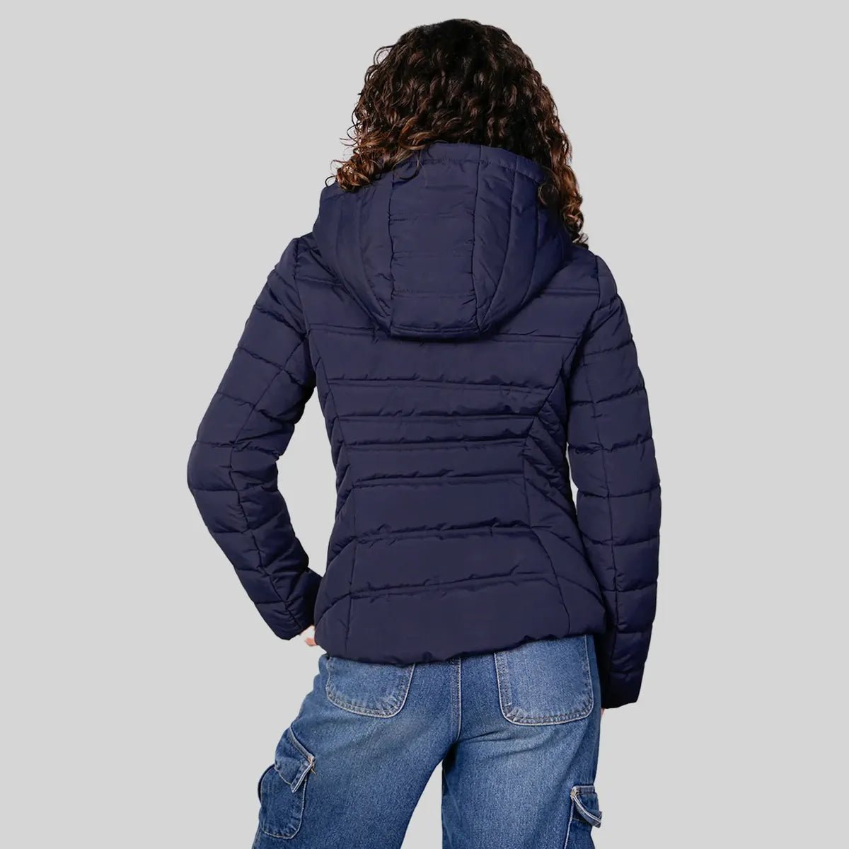 Chamarra larga capitonada para mujer con capucha desmontable Slim Fit | Greenlander - Greenlander