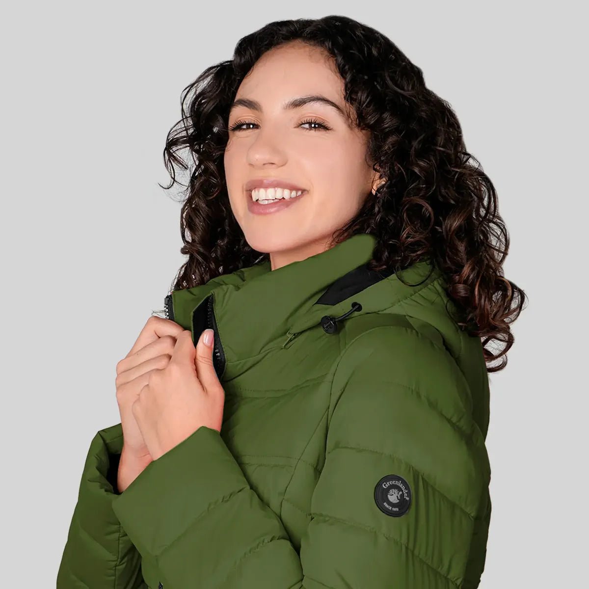 Chamarra larga capitonada para mujer con capucha desmontable Slim Fit | Greenlander - Greenlander