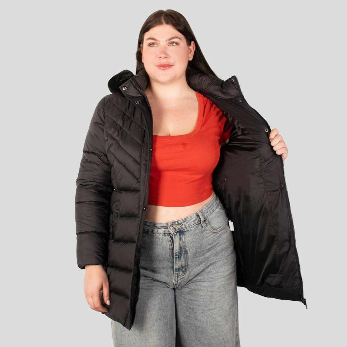 Chamarra larga capitonada plus size para mujer con bolsos al costado Greenlander - Greenlander