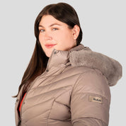 Chamarra larga capitonada plus size para mujer con bolsos al costado Greenlander - Greenlander