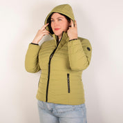 Chamarra larga capitonada plus size para mujer con capucha desmontable Greenlander - Greenlander