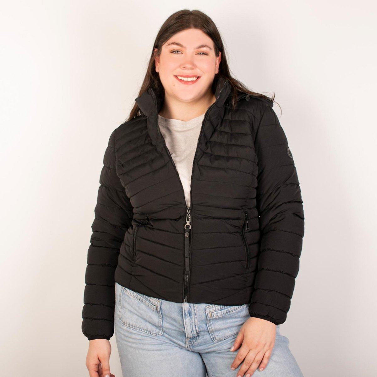 Chamarra larga capitonada plus size para mujer con capucha desmontable Greenlander - Greenlander