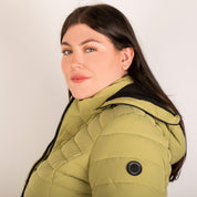 Chamarra larga capitonada plus size para mujer con capucha desmontable Greenlander - Greenlander