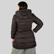 Chamarra larga capitonada plus size para mujer con capucha desmontable Greenlander - Greenlander