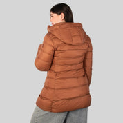 Chamarra larga capitonada plus size para mujer con capucha desmontable Greenlander - Greenlander