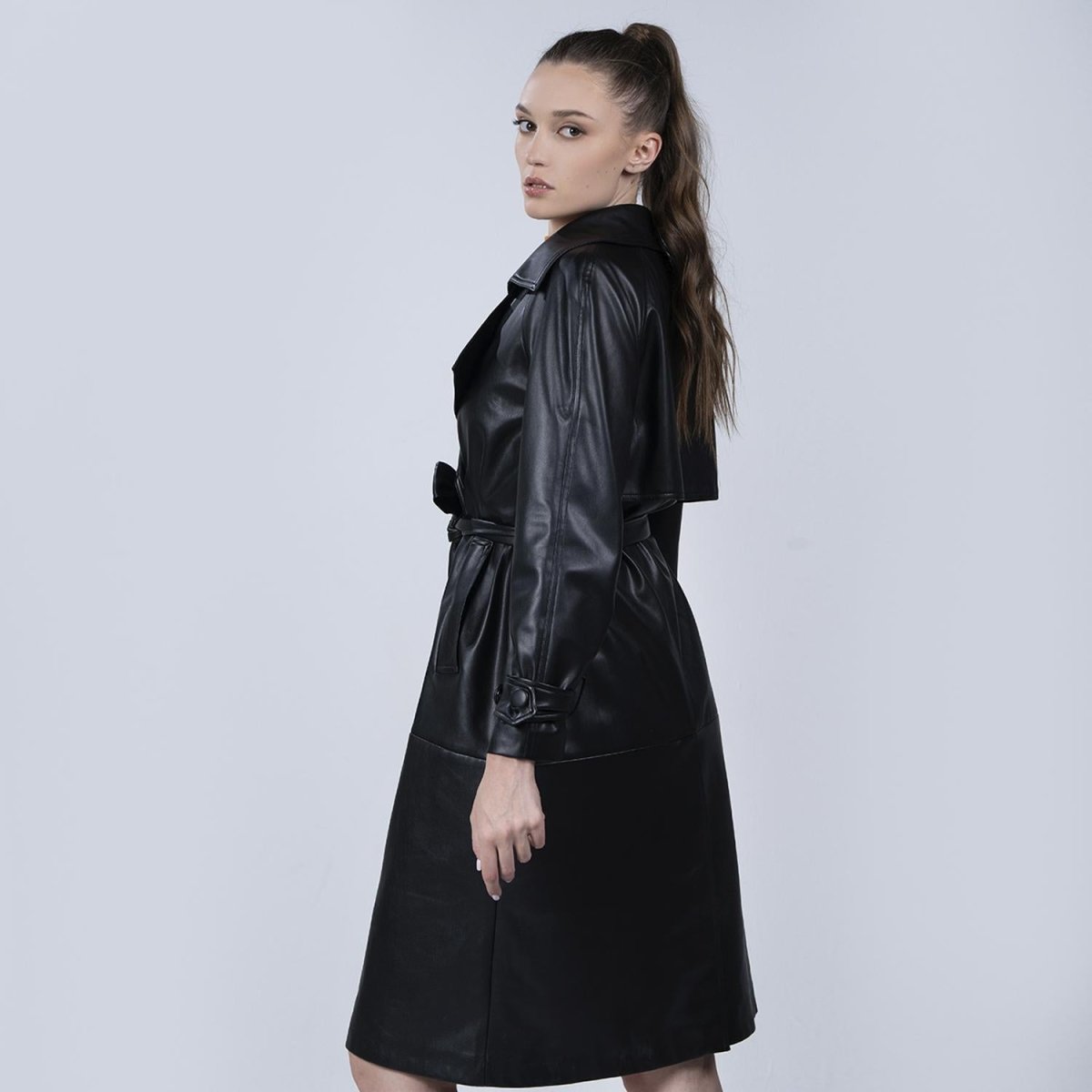 Chamarra larga de vinipiel para mujer con bolsillos Greenlander - Greenlander