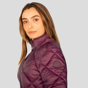 Chamarra Para Mujer Capitonada Con Diseño En Rombos - The Original Greenlander