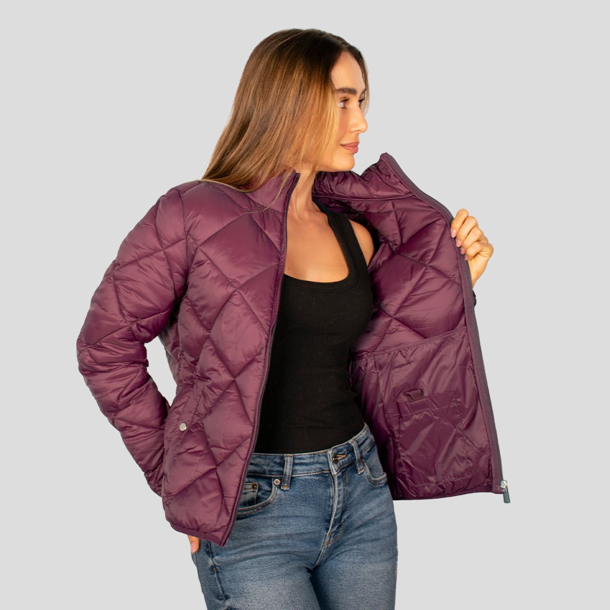 Chamarra Para Mujer Capitonada Con Diseño En Rombos - The Original Greenlander