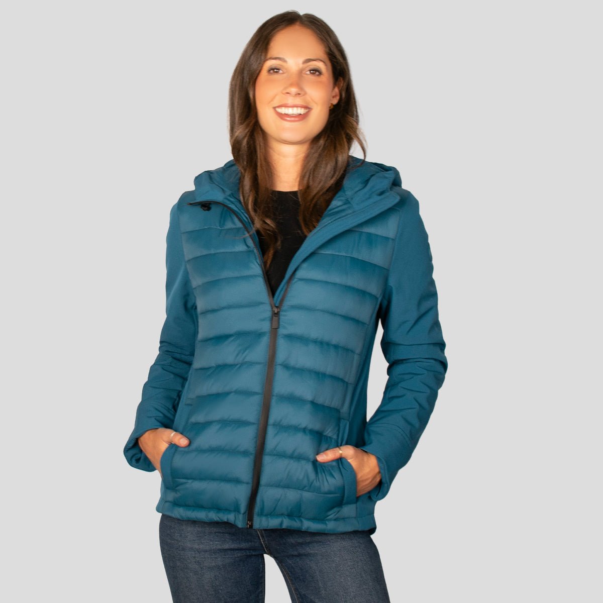 Chamarra Para Mujer Capitonada Con Gorra - The Original Greenlander
