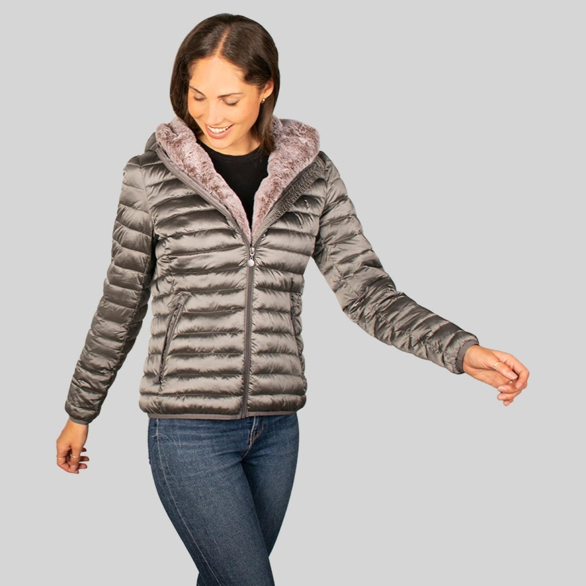 Chamarra Para Mujer Capitonada Con Gorro - Greenlander