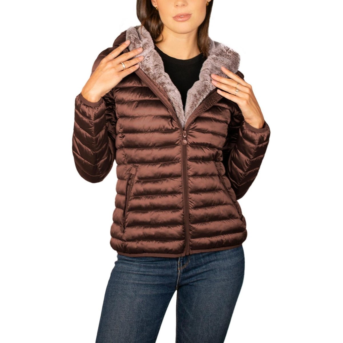 Chamarra Para Mujer Capitonada Con Gorro - Greenlander