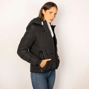 Chamarra Para Mujer Capitonada Con Gorro Greenlander - Greenlander