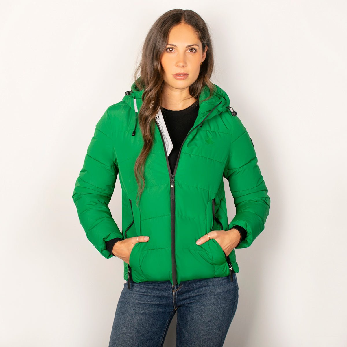 Chamarra Para Mujer Capitonada Con Gorro Greenlander - The Original Greenlander