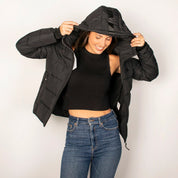Chamarra Para Mujer Capitonada Con Gorro Greenlander - The Original Greenlander