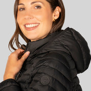 Chamarra Para Mujer Capitonada Con Gorro - The Original Greenlander