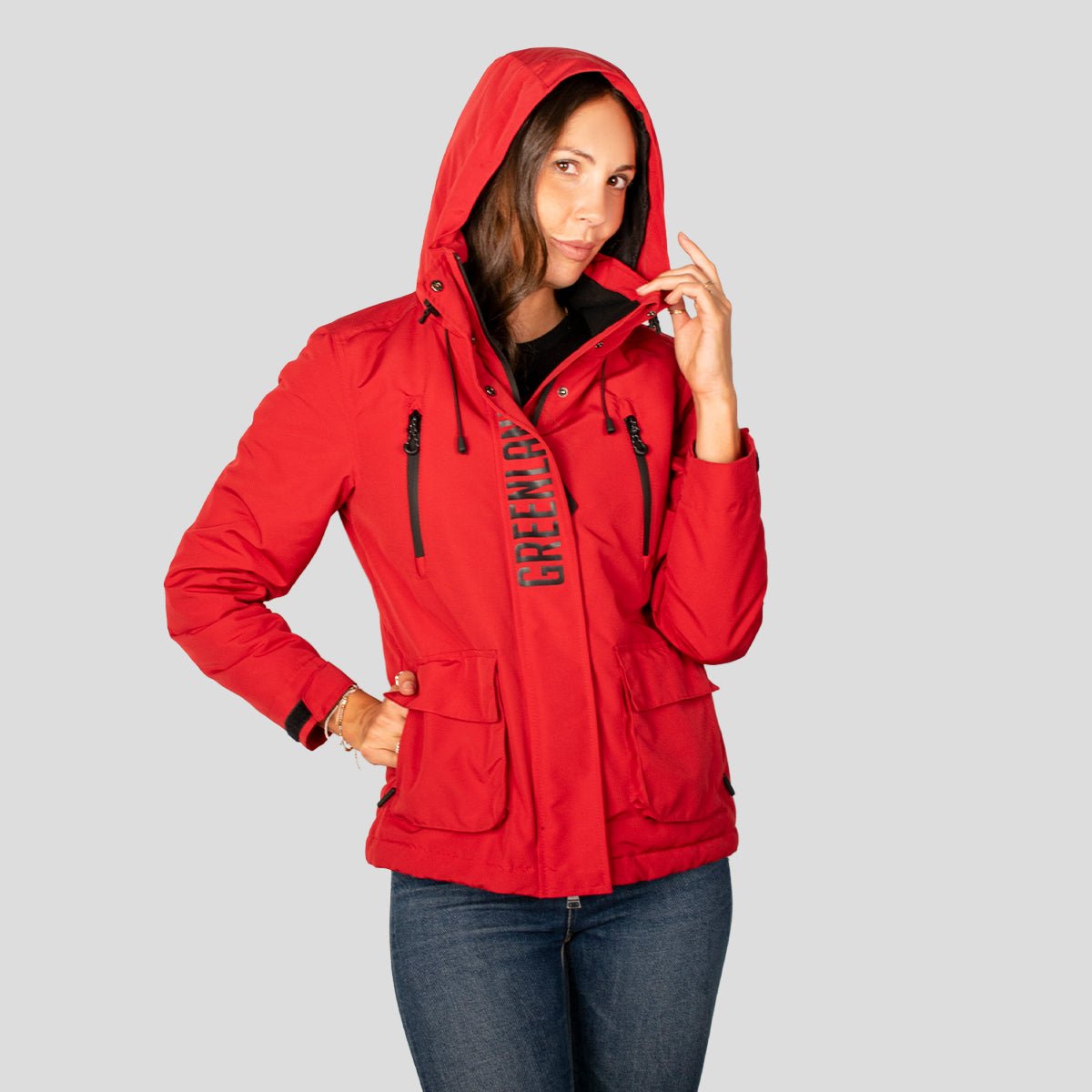 Chamarra Para Mujer Chubasquera Rompevientos Con Gorro Fijo y Cierres Waterproof - The Original Greenlander