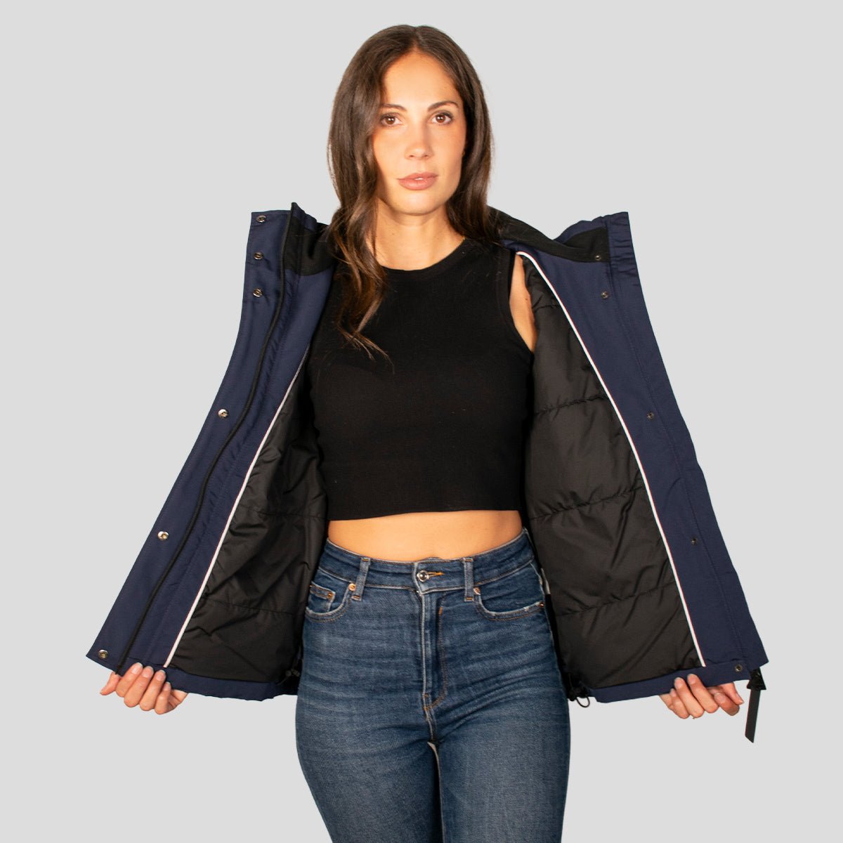 Chamarra Para Mujer Chubasquera Rompevientos Con Gorro Fijo y Cierres Waterproof - The Original Greenlander