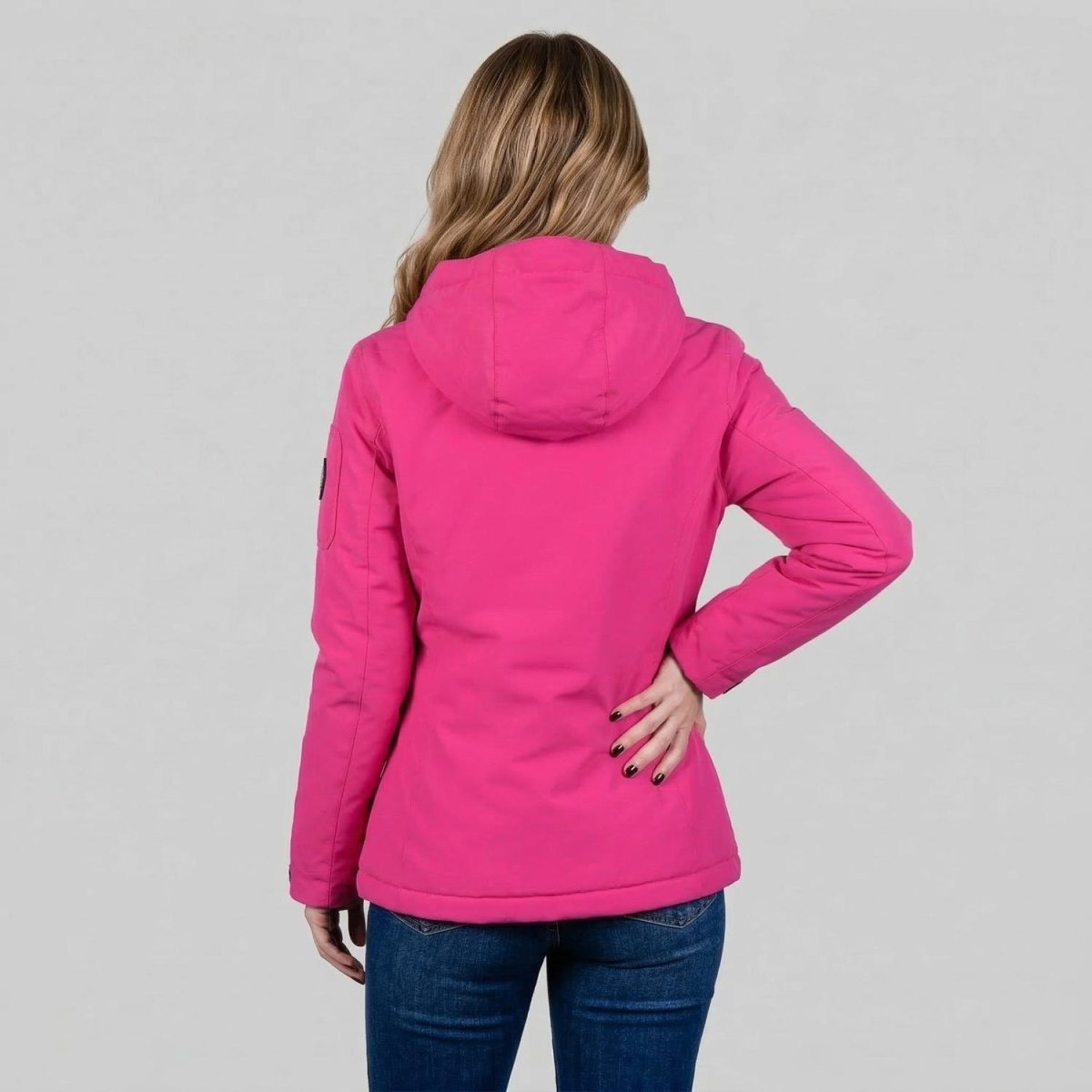Chamarra parka para mujer con gorro ajustable y múltiples bolsas Greenlander - Greenlander